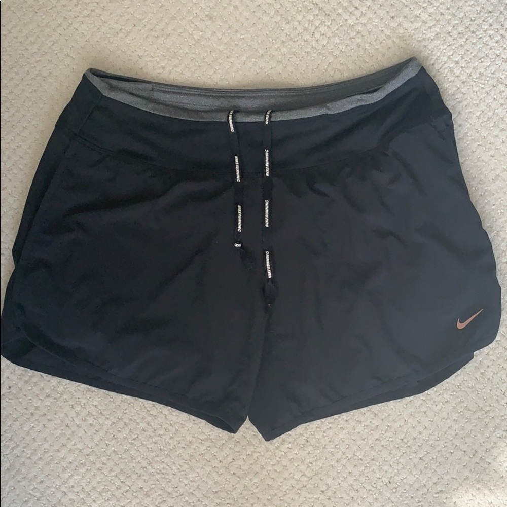 Nike Dry-Fit running shorts with pockets!